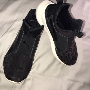 Women’s pumas tenis